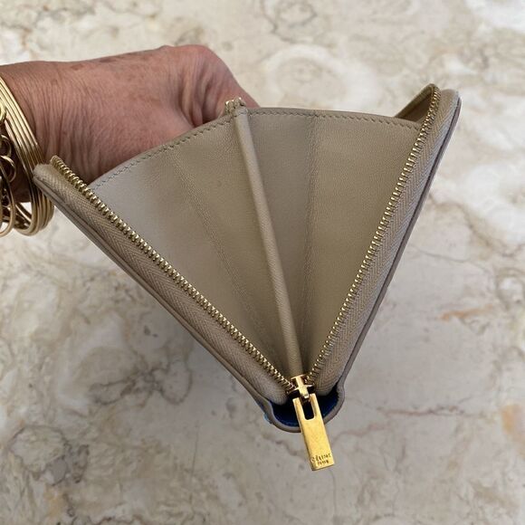 CELINE Bicolor Leather Zippy Zip Around Long Wallet - Picture 11 of 13